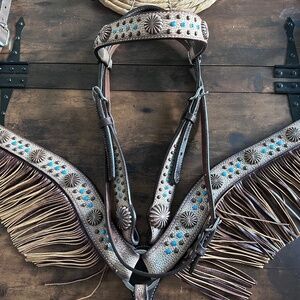 Circle Y tack set
